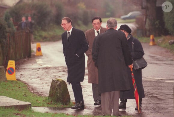 Robert Fellowes aux obsèques de grand-mère de la duchesse d'York le 19 décembre 1996