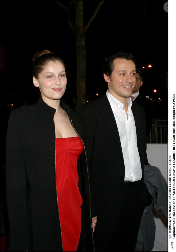  
Mais avant lui, Laetitia Casta a été en couple avec l'acteur italien Stefano Accorsi qui lui a donné deux enfants Orlando (2006) et Athéna (2009). 
Elle retrouve l'amour au bras de l'acteur italien Stefano Accorsi, le couple a deux enfants Orlando (né en 2006) et Athéna (née en 2009). 