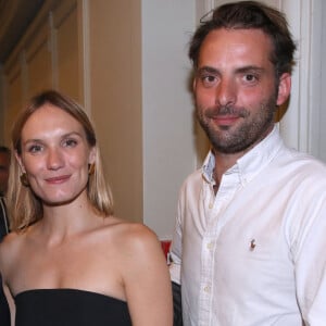 Le père de son fils Jazz
Jean-Michel Aubrun, Ana Girardot (Présidente de la soirée) et son mari Oscar Louveau - Soirée de Gala "Enfance Majuscule" au profit de l'enfance maltraitée à la Salle Gaveau à Paris le 19 Juin 2023. © Bertrand Rindoff / Bestimage