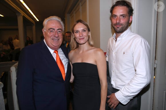 Le père de son fils Jazz
Jean-Michel Aubrun, Ana Girardot (Présidente de la soirée) et son mari Oscar Louveau - Soirée de Gala "Enfance Majuscule" au profit de l'enfance maltraitée à la Salle Gaveau à Paris le 19 Juin 2023. © Bertrand Rindoff / Bestimage