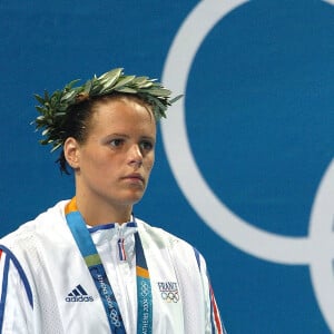 Laure Manaudou médaillée d'argent aux Jeux Olympiques d'Athènes en 2004. Photo by Hahn-Nebinger-Zabulon/ABACA