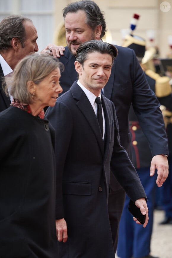 Gautier Capuçon - Arrivée des invités au dîner d'Etat en l'honneur du président chinois Xi Jinping et de sa femme la Première Dame Peng Liyuan au palais présidentiel de l'Elysée à Paris, France, le 6 mai 2024. © Cyril Moreau/Bestimage 