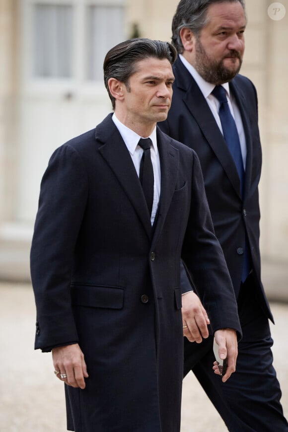 Gautier Capuçon - Arrivée des invités au dîner d'Etat en l'honneur du président chinois Xi Jinping et de sa femme la Première Dame Peng Liyuan au palais présidentiel de l'Elysée à Paris, France, le 6 mai 2024. © Cyril Moreau/Bestimage 