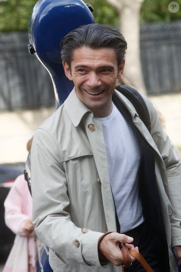 Gautier Capuçon - Arrivées à l'enregistrement de l'émission "Vivement Dimanche", présentée par M.Drucker et diffusée sur France 3 le 19 novembre, au Studio Gabriel à Paris. Le 31 octobre 2023 © Christophe Clovis / Bestimage