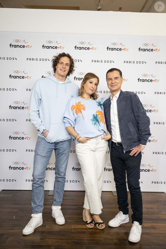 Paul de Saint Serina, Léa Salamé et Laurent Luyat lors de la présentation des journalistes et chroniqueurs de France Télévisions pour les Jeux Olympiques 2024 au musée de l'Homme à Paris, le 11 juin 2024. © Pierre Perusseau / Bestimage 