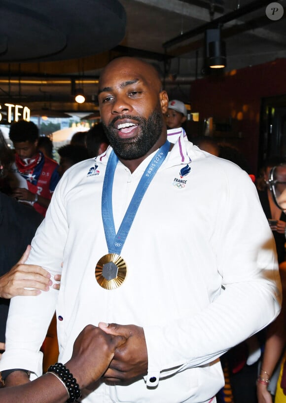 Exclusif - Teddy Riner - Teddy Riner fête son titre de champion Olympique de judo +100KG au restaurant "Podium" du groupe (Les bistrots Pas Parisiens) à Paris le 2 aout 2024. © Rachid Bellak/Bestimage