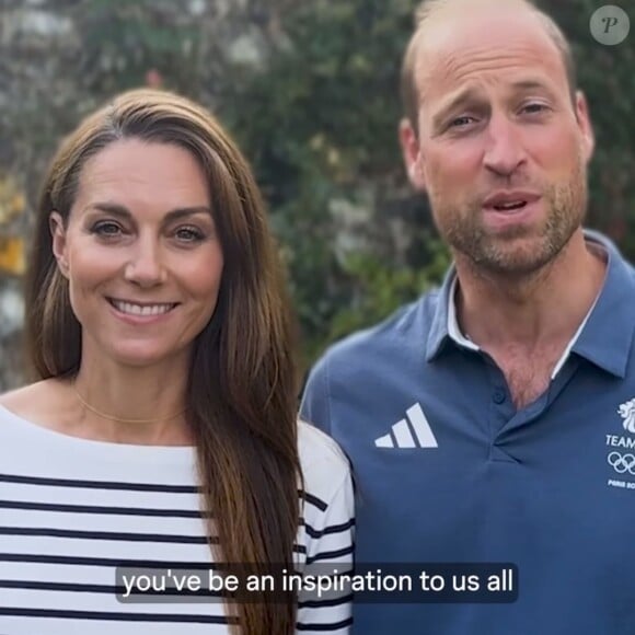 La tenue de Kate Middleton a fait réagir les internautes : sa marinière ressemble à celle qu'elle portait lors d'une autre déclaration
Kate et William remercient les sportifs britanniques suite aux JO de Paris 2024