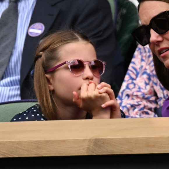 Catherine Middleton avec la princesse Charlotte dans les tribunes de la finale du tournoi de Wimbledon 2024, le 14 juillet 2024