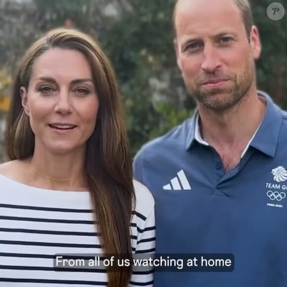 Un autre détail a interrogé les internautes : la bague de la princesse.
Kate et William remercient les sportifs britanniques suite aux JO de Paris 2024