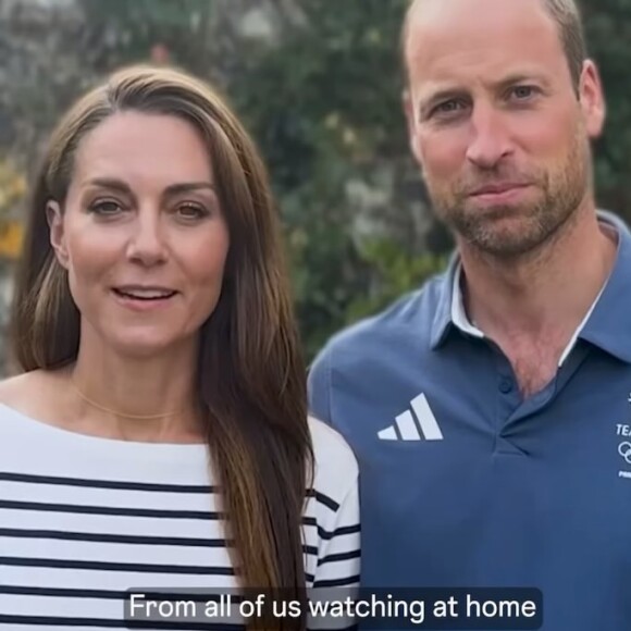 Un autre détail a interrogé les internautes : la bague de la princesse.
Kate et William remercient les sportifs britanniques suite aux JO de Paris 2024