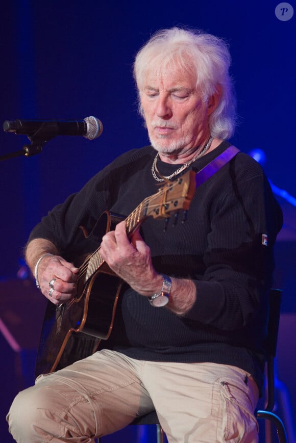 Après 60 ans de carrière, le chanteur continue de se produire sur scène.
Hugues Aufray lors du concert des Coccinelles au Casino de Paris au profit de l'A.N.R, Association Neurofibromatoses et Recklinghausen a Paris, France le 04 Novembre 2018. Photo by Nasser Berzane/ABACAPRESS.COM