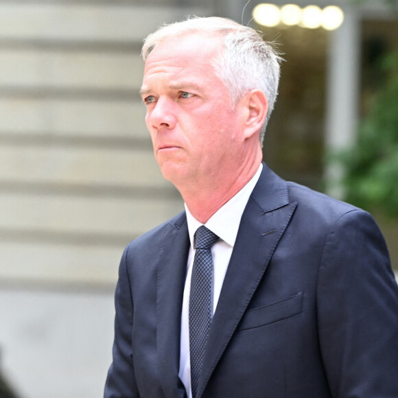 Julien Arnaud - Arrivées aux obsèques de Nonce Paolini en l'église Saint-Honoré-d'Eylau, 66 bis, avenue Raymond-Poincaré à Paris, France, le 23 juillet 2024.