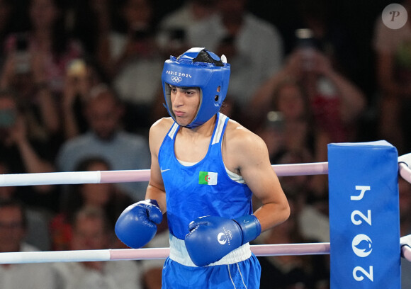 La boxeuse algérienne Imane Khelif se qualifie pour la finale des - de 66 kgs face à la thaïlandaise Janjaem Suwannapheng lors des jeux olympiques Paris 2024 (JO 2024) le 6 août 2024. © Ulrik Pedersen/CSM via ZUMA Press Wire / Bestimage