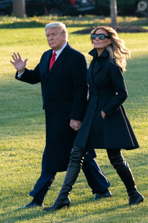 Le président Donald Trump et la première Dame Melania Trump quittent Washington pour se rendre a Mar-a-Lago a West Palm Beach le 23 décembre 2020