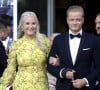 Il y a quelques jours, le fils de la princesse Mette-Marit a été arrêté...
La princesse Mette Marit de Norvège et son fils Marius Borg Høiby - La princesse Ingrid Alexandra de Norvège fête ses 18 ans lors d'un dîner de gala offert par le gouvernement à la bibliothèque nationale de Oslo.