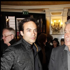 EXCLUSIF - Anthony Delon avec son père Alain (archive)