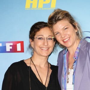 Mona Achache et Alice Chegaray - Avant-première des 2 premiers épisodes de la saison 3 de "HPI" à l' UGC Normandie à Paris le 9 mai 2023. © Coadic Guirec/Bestimage