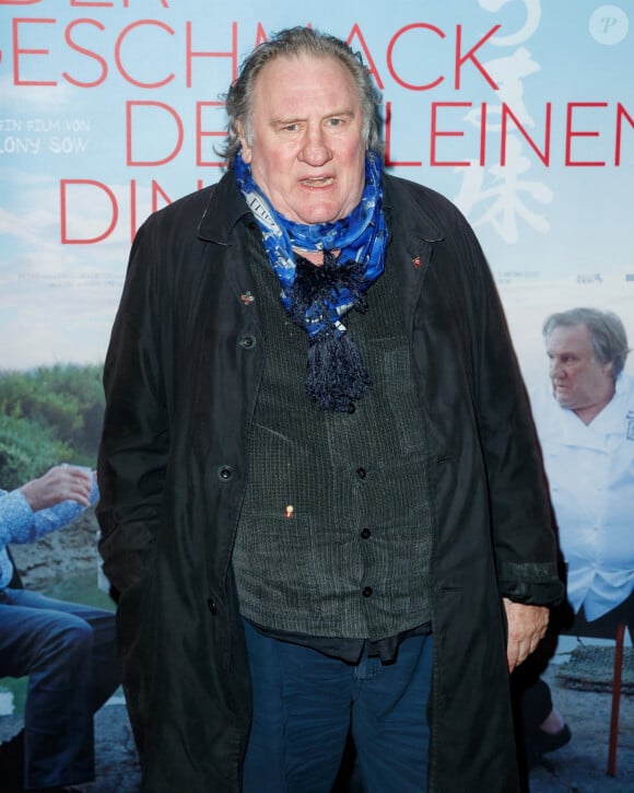 Gérard Depardieu à la première du film "The Taste of Small Things" à Berlin le 12 janvier 2023.