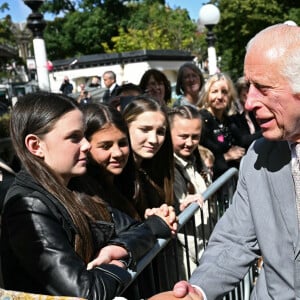 Des observateurs l'ont trouvé amaigri et vieilli.Le roi Charles III rencontre des membres de la communauté de Southport devant l'hôtel de ville de Southport à la suite de l'attaque au couteau du 29 juillet dans la ville, au cours de laquelle trois jeunes filles ont été tuées. Southport, Royaume-Uni, le mardi 20 août 2024. Photo par Paul Ellis/PA Wire/ABACAPRESS.COM