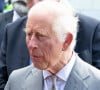 Le roi Charles vient de faire coup sur coup deux apparitions publiques qui inquiètent...Le roi Charles III d'Angleterre, visite Southport après les attaques au couteau, où trois enfants ont été tués et d'autres blessés