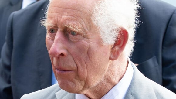 Charles III amaigri et vieilli en un an alors qu'il lutte pour sa santé, sa métamorphose parlante