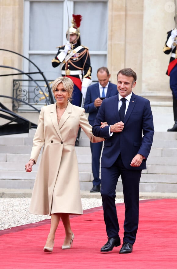 Emmanuel et Brigitte Macron - Emmanuel Macron, Président de la République Française, et la Première dame Brigitte Macron, accueillent les chefs d'Etat et de gouvernement présents à Paris pour la cérémonie d'ouverture des Jeux Olympiques de Paris 2024 (JO) © Dominique Jacovides - Pierre Perusseau / Bestimage