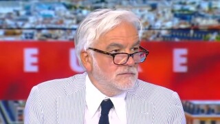 Pascal Praud dénonce "de la lâcheté" après une éviction sur CNews (VIDEO)
