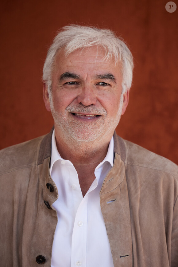 Pascal Praud au village lors des Internationaux de France de tennis de Roland Garros 2023, à Paris, France, le 4 juin 2023. © Cyril Moreau/Bestimage 