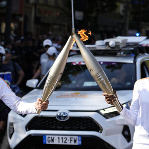 L'histoire se répète donc
Benjamin Millepied et Diana GANDEGA lors du relais de la Flamme Paralympique pour Paris2024, Paris, France. © Gervot / Panoramic / Bestimage 