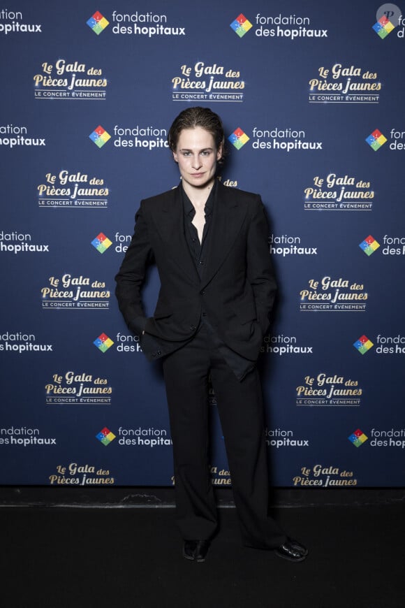 Comme un air de déjà vu !
Exclusif - Christine and the Queens - Concert événement "Le gala des pièces jaunes" à l'Accor Arena Paris le 26 janvier 2024. Une soirée de gala exceptionnelle en faveur des Pièces Jaunes ! De nombreux artistes se succèderont pour chanter pour les enfants et adolescents hospitalisés. © Cyril Moreau / Guillaume Gaffiot / Bestimage 