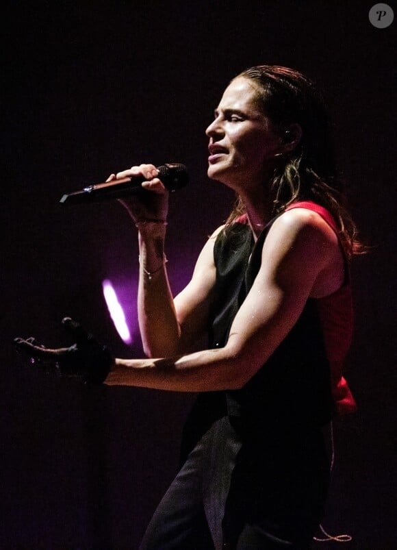 Qui a interpreté une chanson culte d'Edith Piaf
Christine and the queens s'est produit lors de la première soirée de sa tournée au Royaume-Uni. 