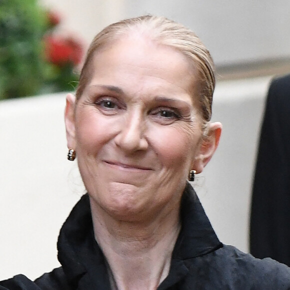 Céline Dion à la sortie de l'hôtel Royal Monceau à Paris avant l'ouverture des Jeux Olympiques (JO) de Paris, à Paris, France