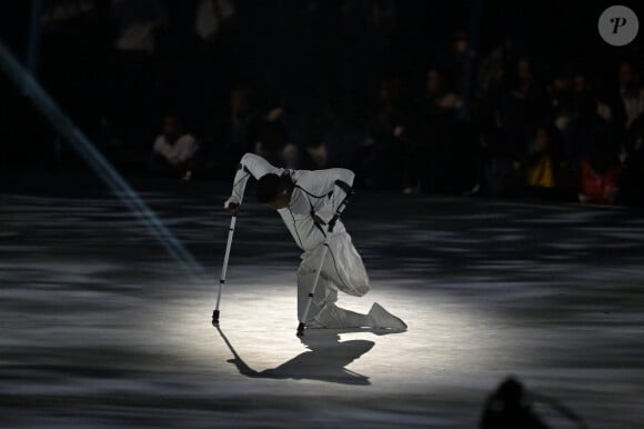 Musa Motha lors de la cérémonie d'ouverture des Jeux Paralympiques à Paris. Photo par Firas Abdullah/ABACAPRESS.COM