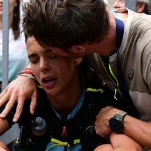 Exclusif - Marine Lorphelin (Miss France 2013) participe et finit la course MCC, 40 kms et 2300m de dénivelé positif, en marge de l'Ultra Trail du Mont Blanc (UTMB) à Chamonix le 26 août 2024. Son compagnon Stanislas Gruau l'a soutenu sur tout le parcours © Romain Doucelin / Bestimage 