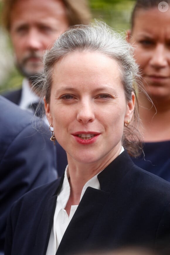 Lucie Castets - Lucie Castets et les représentants du Nouveau Front Populaire (NFP) à la sortie d'un entretien avec le Président de la République à l'Elysée le 23 août 2024. © Christophe Clovis / Bestimage