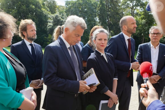 Boris Vallaud, Fabien Roussel, Lucie Castets, Manuel Bompard, Olivier Faure - Lucie Castets et les représentants du Nouveau Front Populaire (NFP) à la sortie d'un entretien avec le Président de la République à l'Elysée le 23 août 2024. © Christophe Clovis / Bestimage