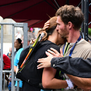 Elle exerce désormais la profession de médecin
Exclusif - Marine Lorphelin (Miss France 2013) participe et finit la course MCC, 40 kms et 2300m de dénivelé positif, en marge de l'Ultra Trail du Mont Blanc (UTMB) à Chamonix le 26 août 2024. Son compagnon Stanislas Gruau l'a soutenu sur tout le parcours © Romain Doucelin / Bestimage 