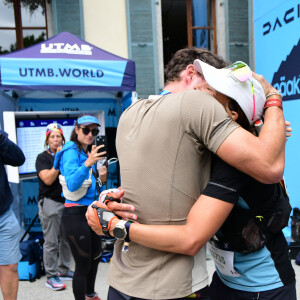 Exclusif - Marine Lorphelin (Miss France 2013) participe et finit la course MCC, 40 kms et 2300m de dénivelé positif, en marge de l'Ultra Trail du Mont Blanc (UTMB) à Chamonix le 26 août 2024. Son compagnon Stanislas Gruau l'a soutenu sur tout le parcours © Romain Doucelin / Bestimage