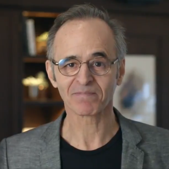 Jean-Jacques Goldman sort de son silence pour Maxime Le Forestier aux Victoires de la musique 2020, le 14 février 2020.