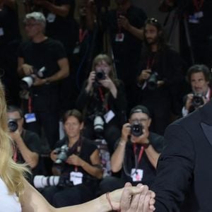 Richard Gere et sa femme Alejandra Silva à la Mostra de Venise le 1er septembre 2024. (Credit Image: © Mario Cartelli/SOPA Images via ZUMA Press Wire)