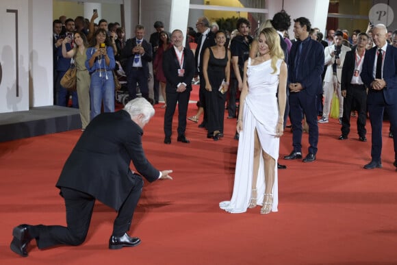 Richard Gere et sa femme Alejandra Silva à la Mostra de Venise le 1er septembre 2024. © Mario Cartelli/SOPA Images via ZUMA Press Wire)