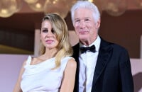 Richard Gere n'a d'yeux que pour Alejandra, 34 ans de moins que lui : son fils témoin de leur amour à la Mostra de Venise