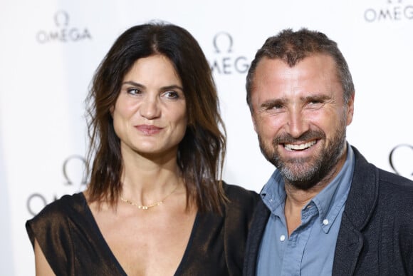 Alexandre Brasseur et sa femme Juliette - Photocall de la soirée "Her Time" Omega à l'hôtel de Sully à Paris le 29 septembre 2017. © Cyril Moreau/Bestimage 