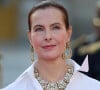 L'heure est aux confidences pour Carole Bouquet.
Carole Bouquet - Dîner d'Etat au château de Versailles en l'honneur de la visite officielle du roi et de la reine d'Angleterre en France. © Moreau-Jacovides / Bestimage 