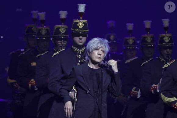 Avant de conclure : "C'était extraordinaire".
Nicola Sirkis lors du concert caritatif "Sentinelles d'un soir" au profit de l'association Bleuet de France à la salle Pleyel à Paris le 30 mai 2024. © Jack Tribeca / Bestimage 