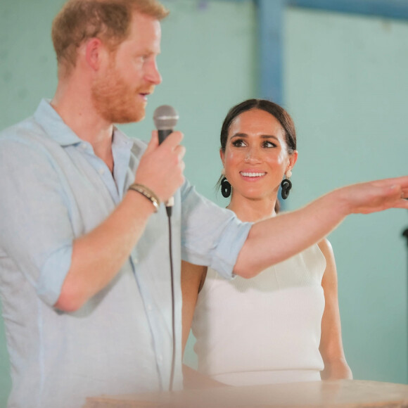 Bogota, COLOMBIE - Le prince Harry, duc de Sussex, Meghan Markle, duchesse de Sussex, et la vice-présidente Francia Marquez lors d'un sommet organisé en collaboration avec The Archewell Foundaiton et Luminate à Bogota, au premier jour de leur visite de quatre jours en Colombie.
Sur la photo : Prince Harry, duc de Sussex, Meghan Markle, duchesse de Sussex.