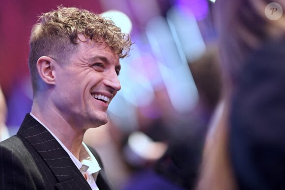 Il est aujourd'hui l'une des stars du cinéma français...
Niels Schneider assistent à la troisième journée du festival Series Mania le 17 mars 2024 à Lille, dans le nord de la France. Photo par Franck Castel/ABACAPRESS.COM