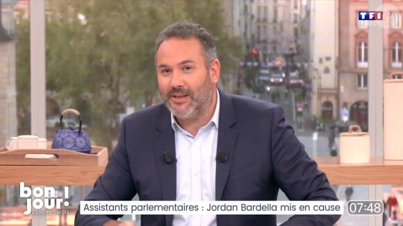 Bruce Toussaint a été contraint d'intervenir pour recadrer Louis Aliot dans "Bonjour !" sur TF1
Bruce Toussaint sur le plateau de "Bonjour !"