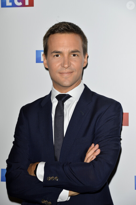 Adrien Gindre lors du photocall de la conférence de rentrée de la chaine LCI à Boulogne Billancourt le 30 août 2017. © Coadic Guirec / Bestimage