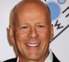 Le comédien qui souffre aussi d'aphasie qui affecte sa communication à l'écrit et à l'oral peut constamment compter sur son entourage.
Bruce Willis à la soirée The Moderate Rise and Tragic Fall of a New York Fixer au théâtre Lynwood Dunn à Hollywood, le 5 avril 2017 © CPA/Bestimage